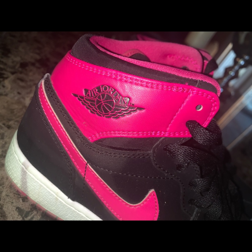 Basketball Sneakers - Jordan